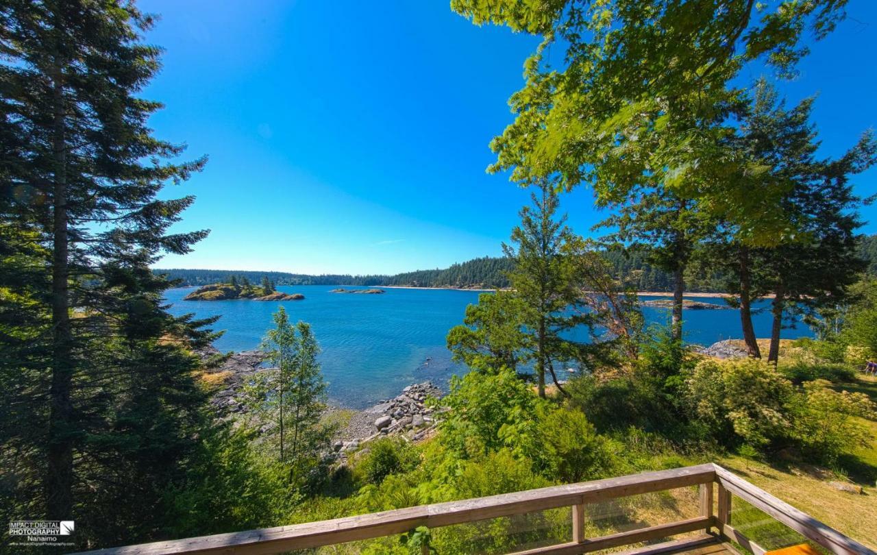 Gowlland Harbour Resort Heriot Bay 外观 照片